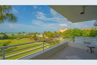 2109 Gulf Of Mexico Drive #1203, Longboat Key, FL 34228 - Photo 31