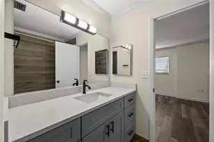 3700 Beneva Rd, Sarasota, FL 34232 - Photo 17