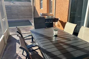 2043 Roselawn St, Sarasota, FL 34231 - Photo 11