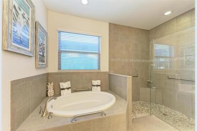 228 Maraviya Boulevard, Nokomis, FL 34275 - Photo 31