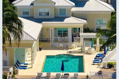 7710 34th Avenue W #101, Bradenton, FL 34209 - Photo 5