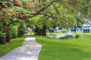 1226 Siesta Bayside Dr, Sarasota, FL 34242 - Photo 21