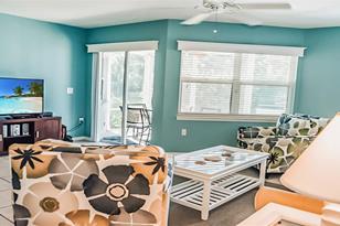 1226 Siesta Bayside Dr, Sarasota, FL 34242 - Photo 5