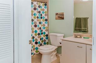 1226 Siesta Bayside Dr, Sarasota, FL 34242 - Photo 15