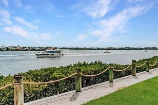 1226 Siesta Bayside Dr, Sarasota, FL 34242 - Photo 23