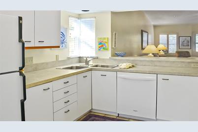 1241 Siesta Bayside Drive #1241-A, Sarasota, FL 34242 - Photo 7