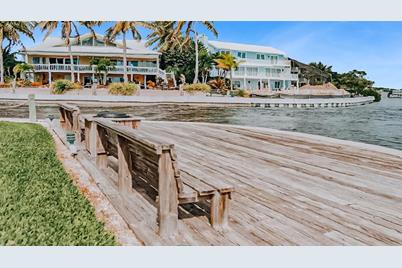 1241 Siesta Bayside Drive #1241-A, Sarasota, FL 34242 - Photo 25