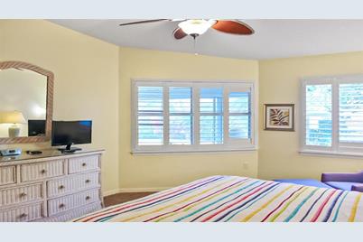 1241 Siesta Bayside Drive #1241-A, Sarasota, FL 34242 - Photo 11