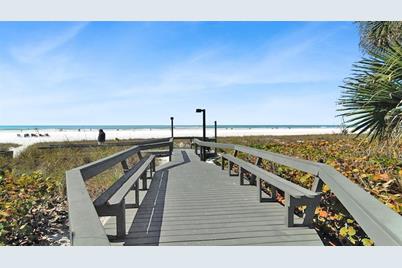 1241 Siesta Bayside Drive #1241-A, Sarasota, FL 34242 - Photo 27