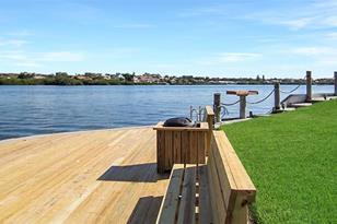 1272 Siesta Bayside Dr, Sarasota, FL 34242 - Photo 31