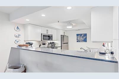 1204 Siesta Bayside Drive #1204-D, Sarasota, FL 34242 - Photo 5