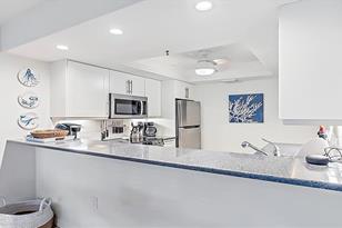 1204 Siesta Bayside Dr, Sarasota, FL 34242 - Photo 5