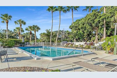 1204 Siesta Bayside Drive #1204-D, Sarasota, FL 34242 - Photo 17