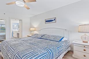 1204 Siesta Bayside Dr, Sarasota, FL 34242 - Photo 15