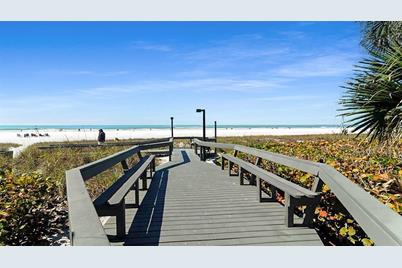 1204 Siesta Bayside Drive #1204-D, Sarasota, FL 34242 - Photo 23