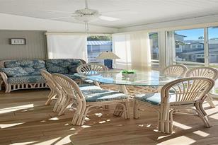 1305 Siesta Bayside Dr, Sarasota, FL 34242 - Photo 15