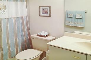 1327 Siesta Bayside Dr, Sarasota, FL 34242 - Photo 11