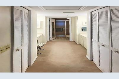 1327 Siesta Bayside Drive #1327-C, Sarasota, FL 34242 - Photo 9