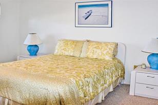 1351 Siesta Bayside Dr, Sarasota, FL 34242 - Photo 9