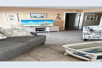 1365 Siesta Bayside Drive #1365-C, Sarasota, FL 34242 - Photo 5