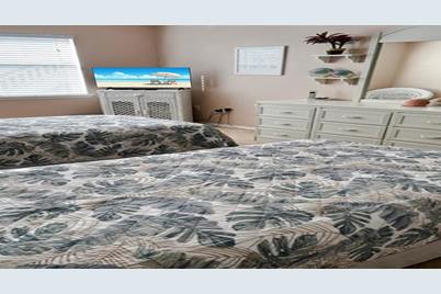 1365 Siesta Bayside Drive #1365-C, Sarasota, FL 34242 - Photo 15