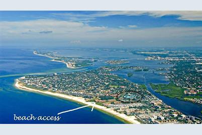 1365 Siesta Bayside Drive #1365-C, Sarasota, FL 34242 - Photo 25