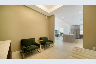 301 Quay Commons Drive #704, Sarasota, FL 34236 - Photo 5