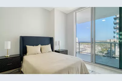 301 Quay Commons Drive #704, Sarasota, FL 34236 - Photo 31