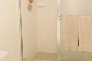 1318 Siesta Bayside Dr, Sarasota, FL 34242 - Photo 13