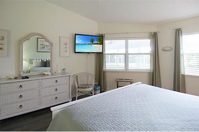 1260 Siesta Bayside Drive #1260-A, Sarasota, FL 34242 - Photo 27