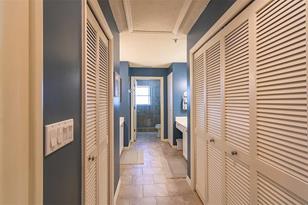 1340 Siesta Bayside Dr, Sarasota, FL 34242 - Photo 21