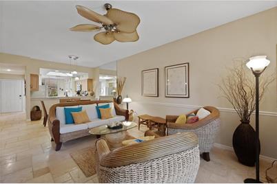 9611 Castle Point Drive #915, Sarasota, FL 34238 - Photo 13