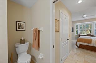 9611 Castle Point Dr, Sarasota, FL 34238 - Photo 17