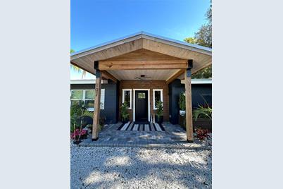 107 22nd Street E, Bradenton, FL 34208 - Photo 1