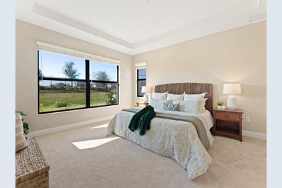 17822 Cresswind Terrace, Lakewood Ranch, FL 34211 - Photo 11