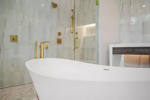 3621 San Remo Terrace, Sarasota, FL 34239 - Photo 23