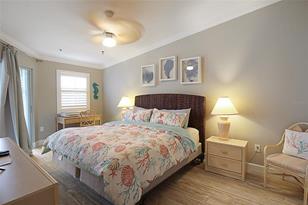 1339 Siesta Bayside Dr, Sarasota, FL 34242 - Photo 21