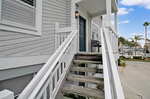 1339 Siesta Bayside Dr, Sarasota, FL 34242 - Photo 5