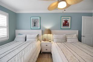 1339 Siesta Bayside Dr, Sarasota, FL 34242 - Photo 33