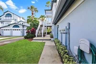 1338 Siesta Bayside Drive #1338-C, Sarasota, FL 34242 - Photo 3