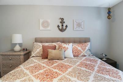 1338 Siesta Bayside Drive #1338-C, Sarasota, FL 34242 - Photo 33