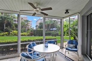 1338 Siesta Bayside Dr, Sarasota, FL 34242 - Photo 19