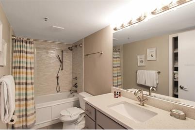 1389 Siesta Bayside Drive #1389-F, Sarasota, FL 34242 - Photo 29