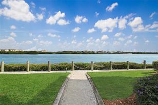 1389 Siesta Bayside Dr, Sarasota, FL 34242 - Photo 3