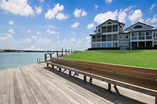 1389 Siesta Bayside Dr, Sarasota, FL 34242 - Photo 7