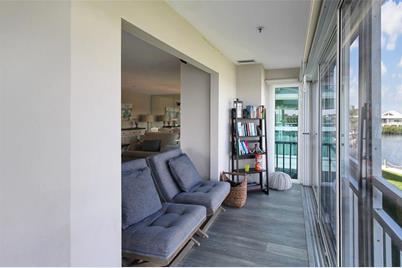 1389 Siesta Bayside Drive #1389-F, Sarasota, FL 34242 - Photo 23