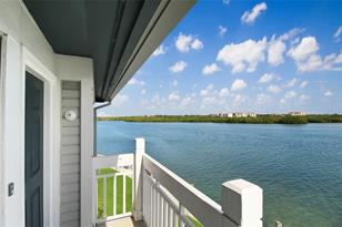 1389 Siesta Bayside Dr, Sarasota, FL 34242 - Photo 9