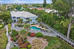5621 Gulf of Mexico Dr, Longboat Key, FL 34228 - Photo 29