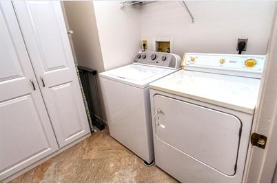 3131 Windrush Bourne #22, Sarasota, FL 34235 - Photo 37