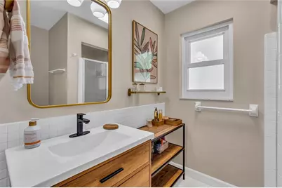 2449 Breakwater Circle, Sarasota, FL 34231 - Photo 21